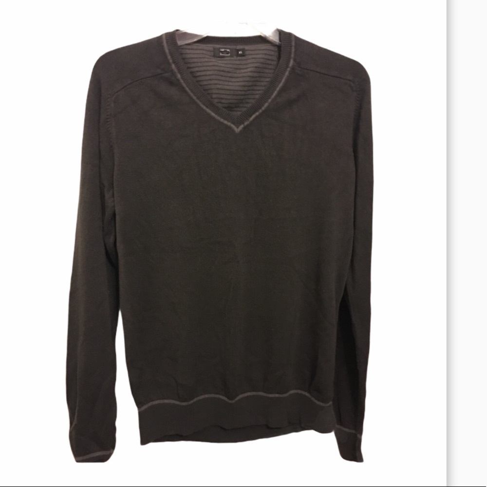 NWT Men F&F V Neck Knit Sweater. Size XL
